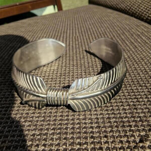 Large Feather Cuff- Douglas Etsitty